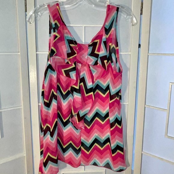 Lilypad Back Bow Semi-Sheer Tank - Picture 14 of 14